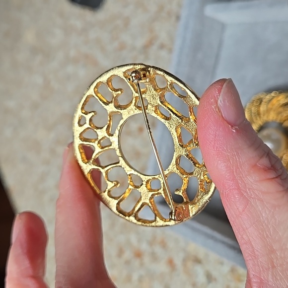 Elegant Gold and Silver Brooch Pin / Necelace Pedant  Set Of 3 - Picture 11 of 16